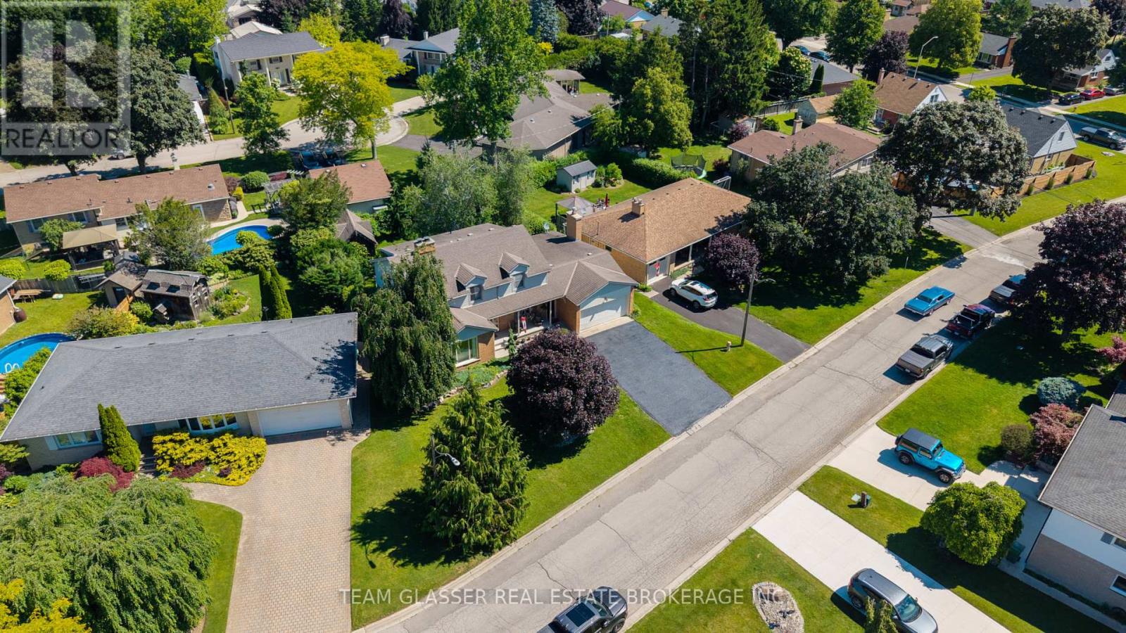 20 PARKVIEW DRIVE - Image 3