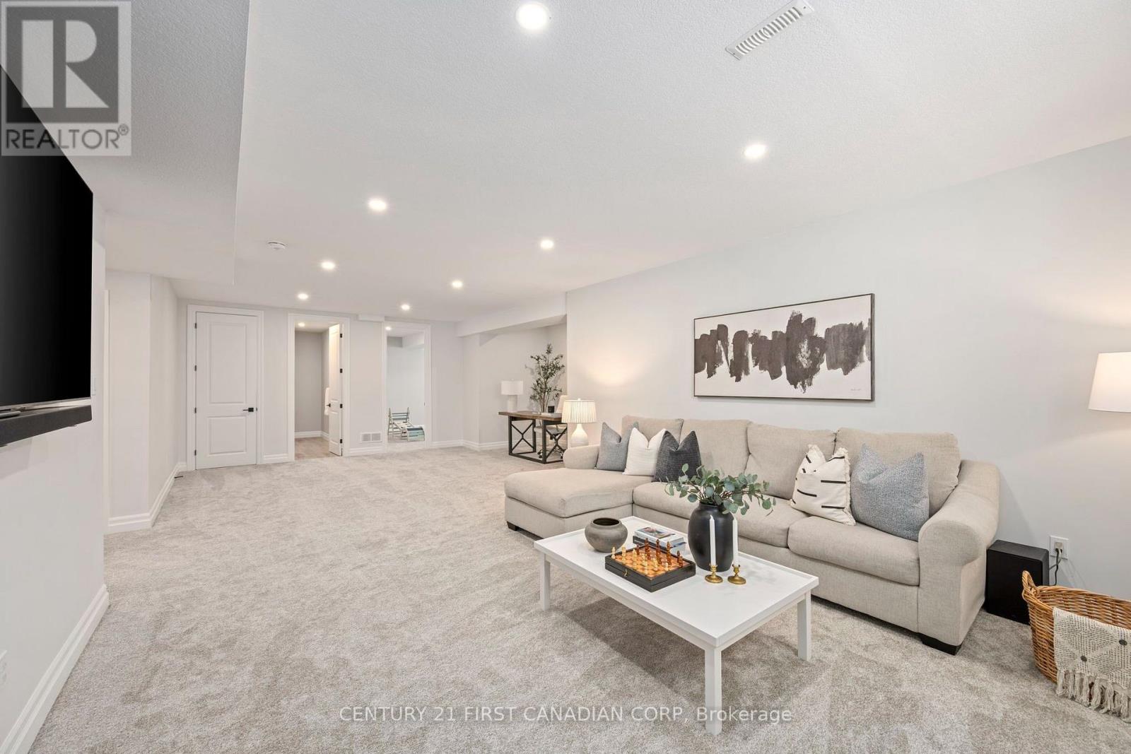 126 ASPEN CIRCLE - Image 21