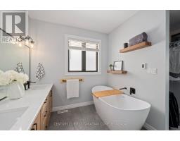 126 Aspen Circle, Thames Centre, ON N0M2P0 Photo 15