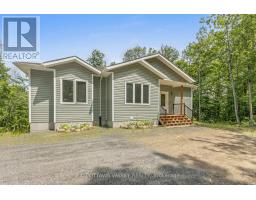 698 Mitchell Road, Madawaska Valley, ON K0J1B0 Photo 6