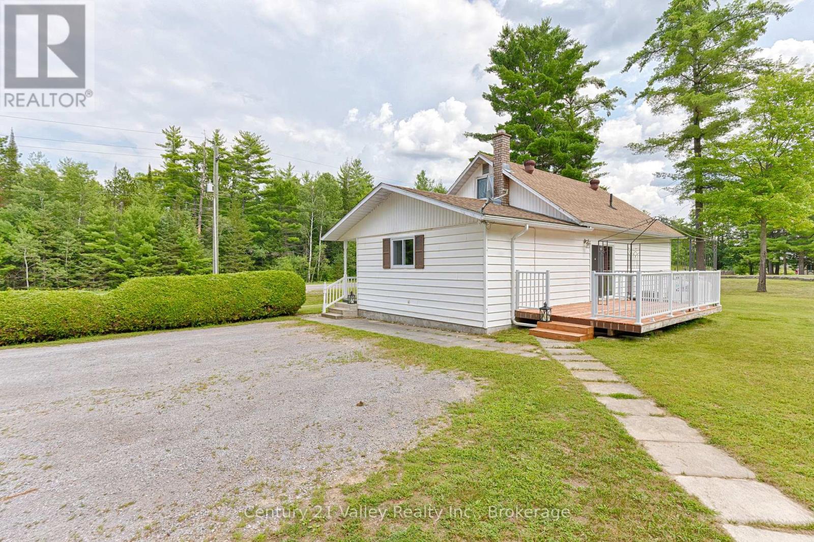 33949 41 HIGHWAY - 10