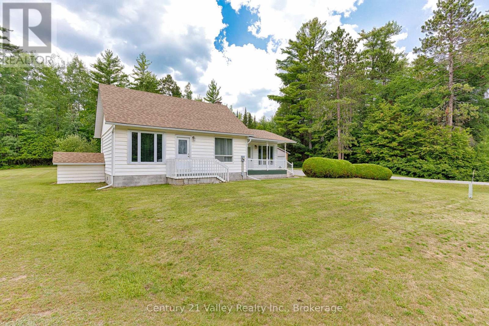 33949 41 HIGHWAY - Image 12