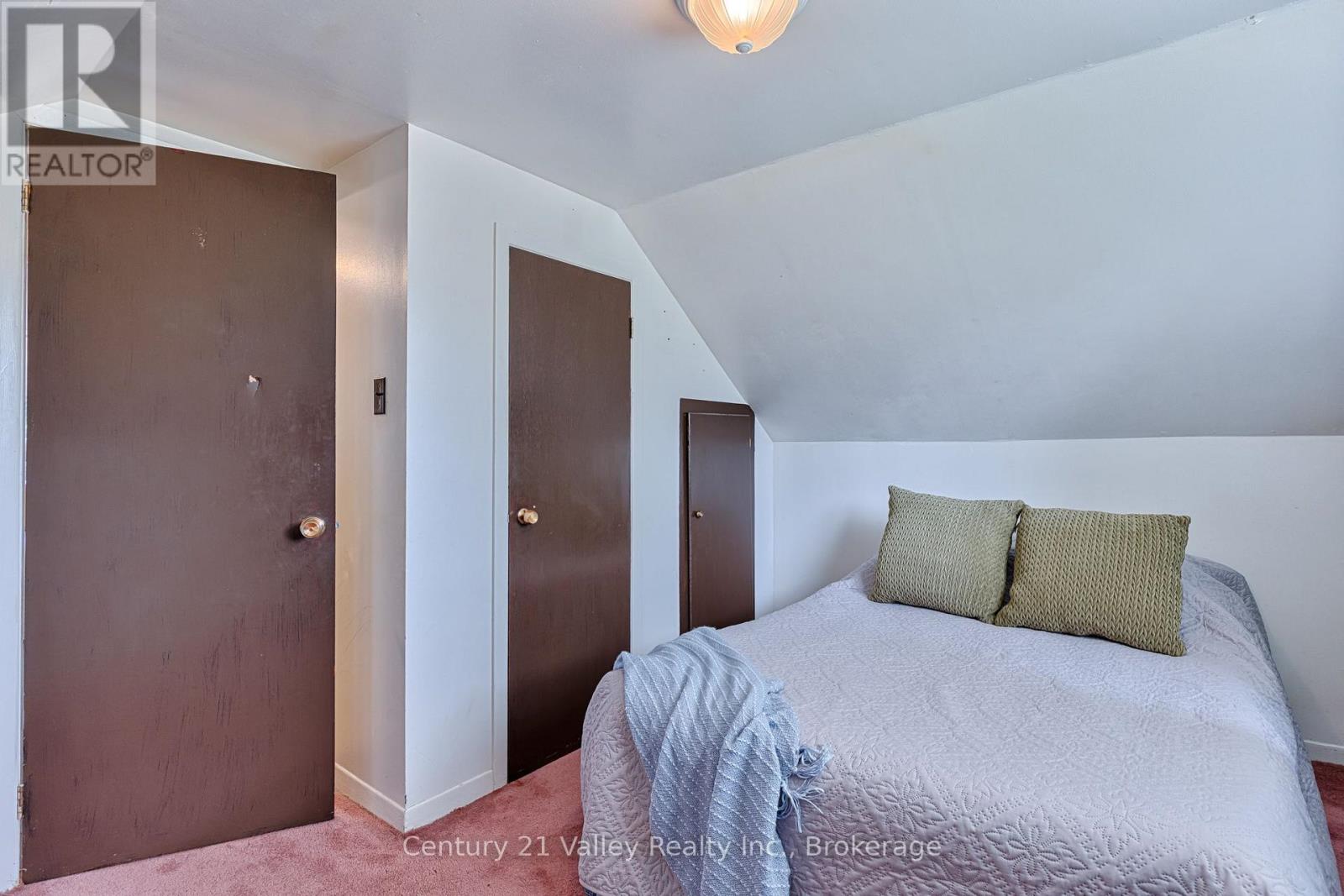 33949 41 HIGHWAY - 31