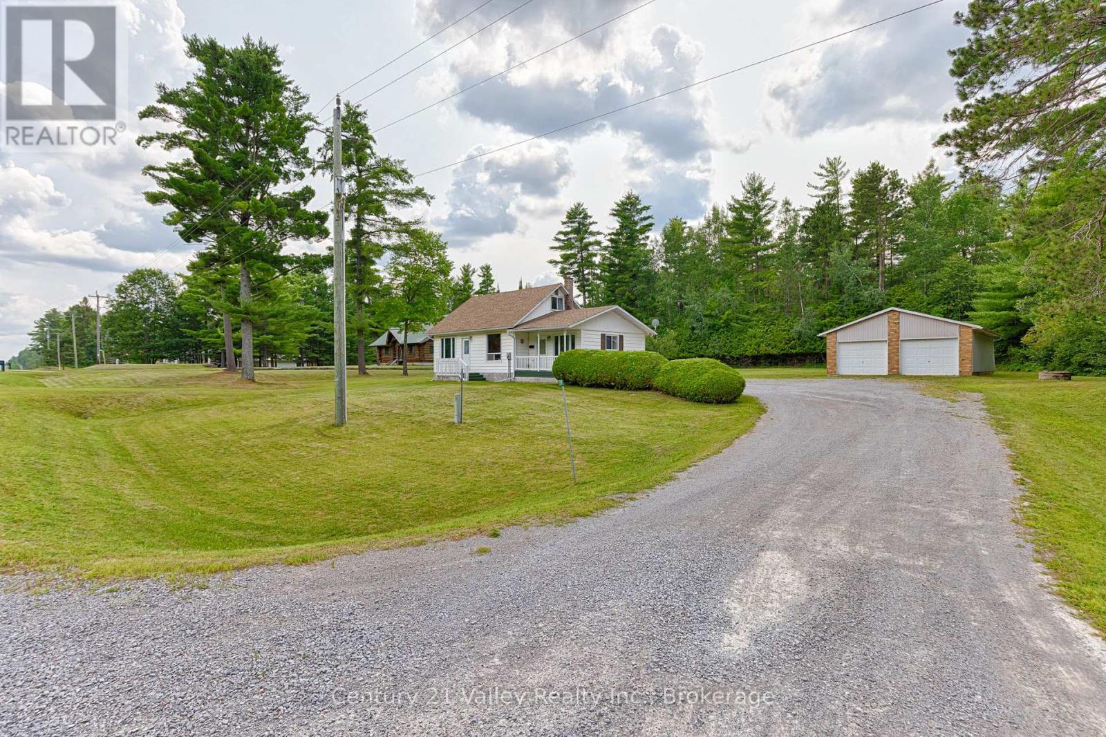 33949 41 HIGHWAY - 39
