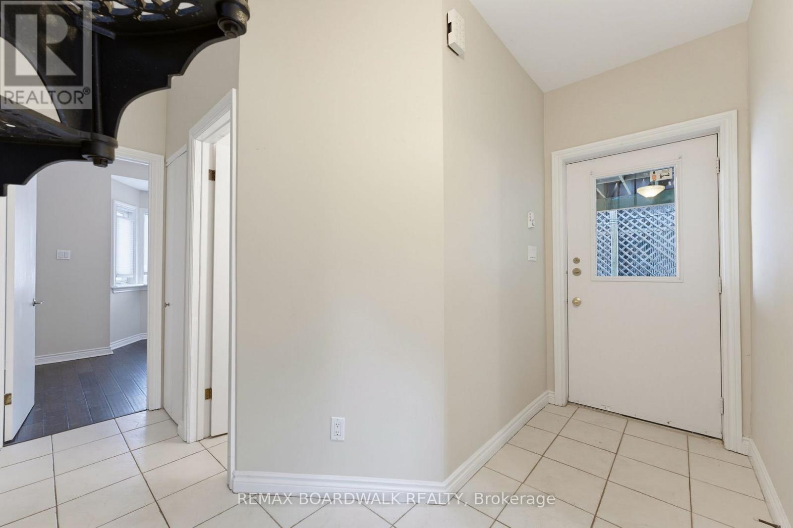 3 Bed, 2 Bath Multi-Family for Sale in Ottawa – 117 PERCY STREET, Ottawa – MLS# X13624956 - Image 6