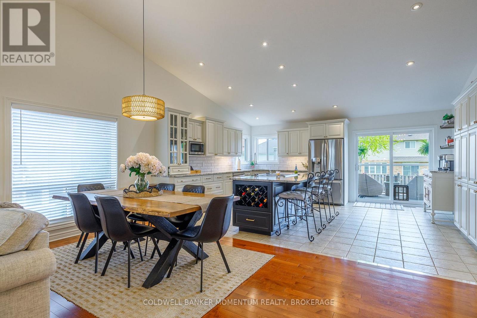 19 DAMSON STREET - Image 13