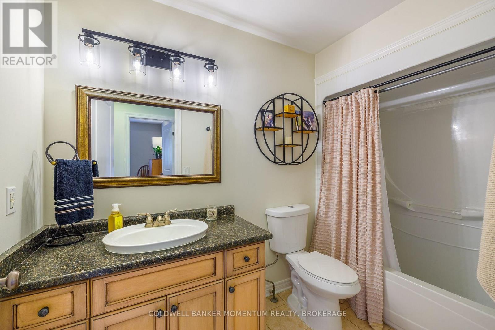 19 DAMSON STREET - Image 14