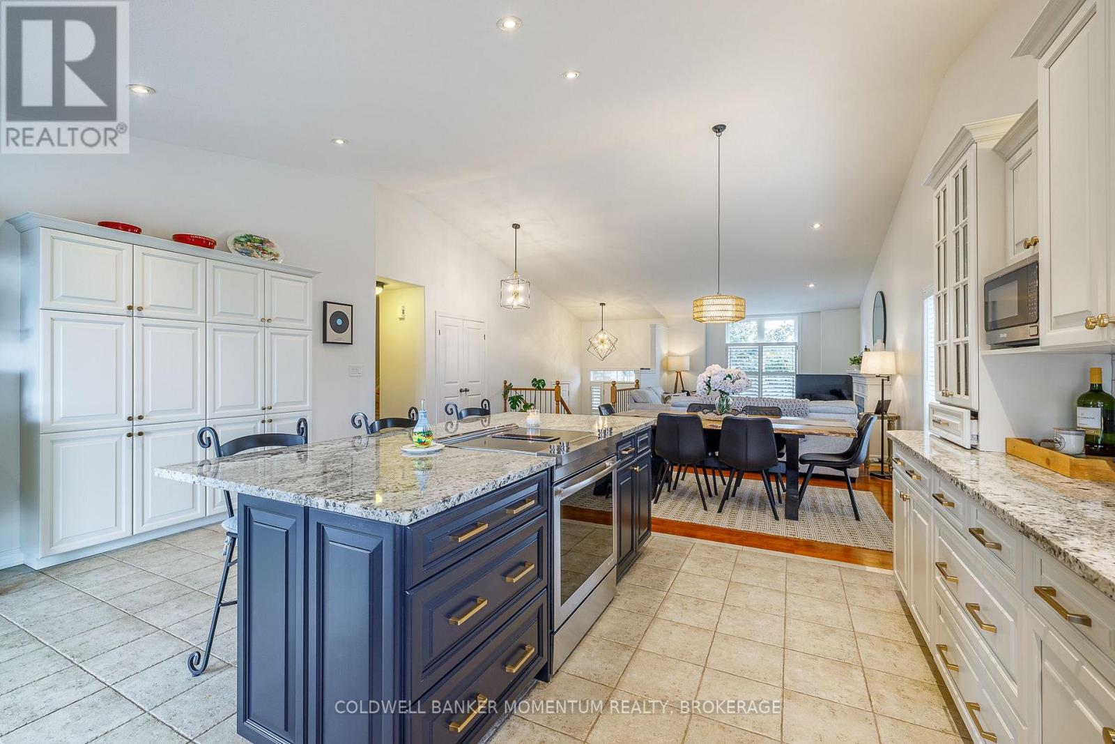 19 DAMSON STREET - Image 8