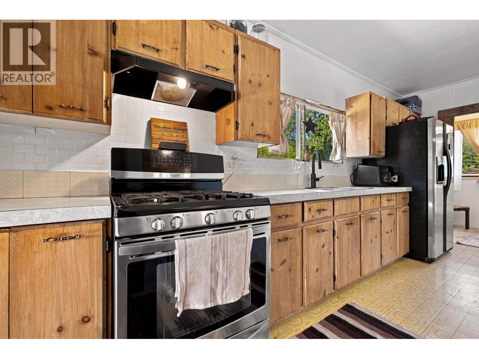 144 CEDARVALE FERRY Road, Terrace
