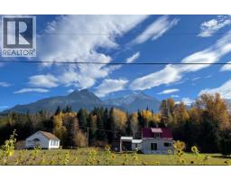 144 Cedarvale Ferry Road, Terrace, BC V0J1G0 Photo 37