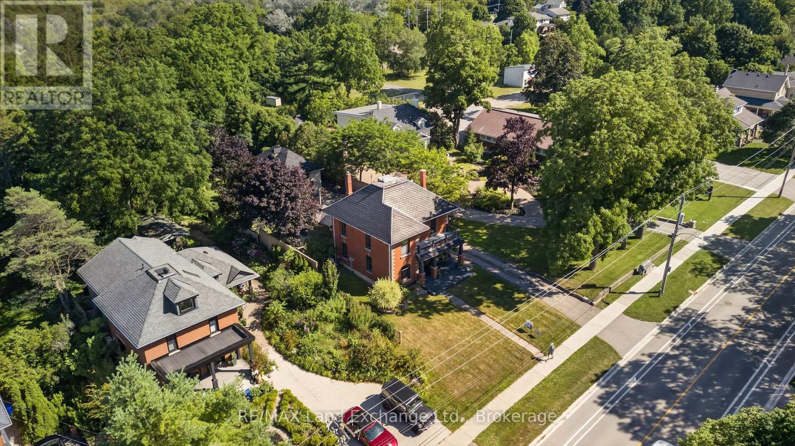581 QUEEN STREET - 50
