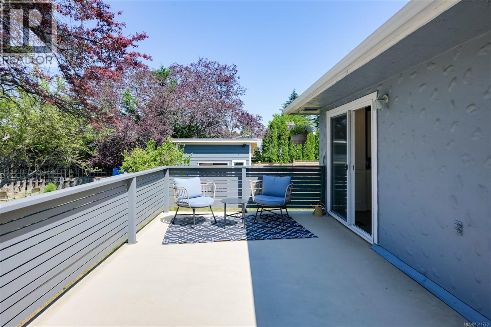  1762 Midgard Avenue, Saanich