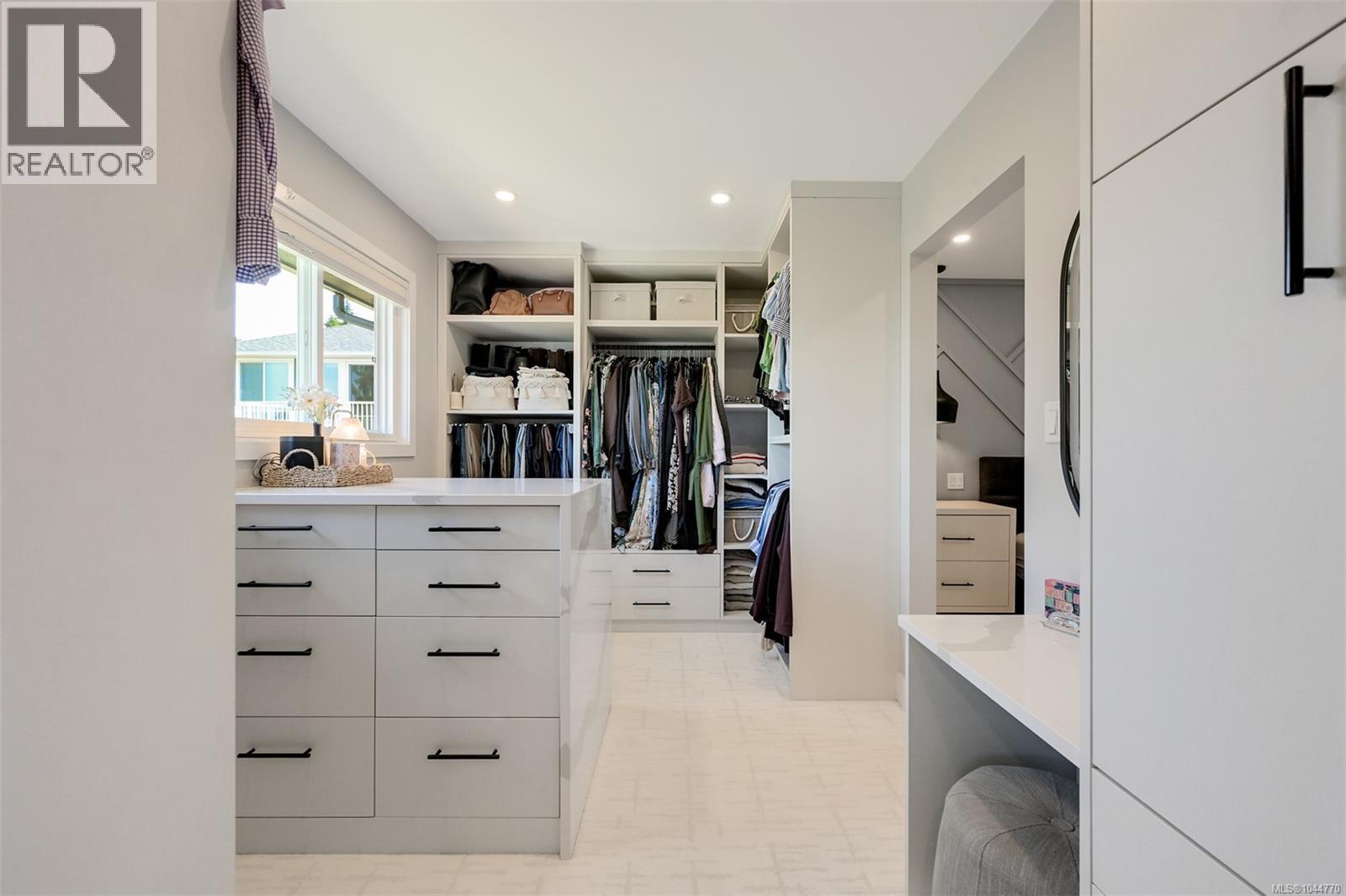 1762 Midgard Ave - 27