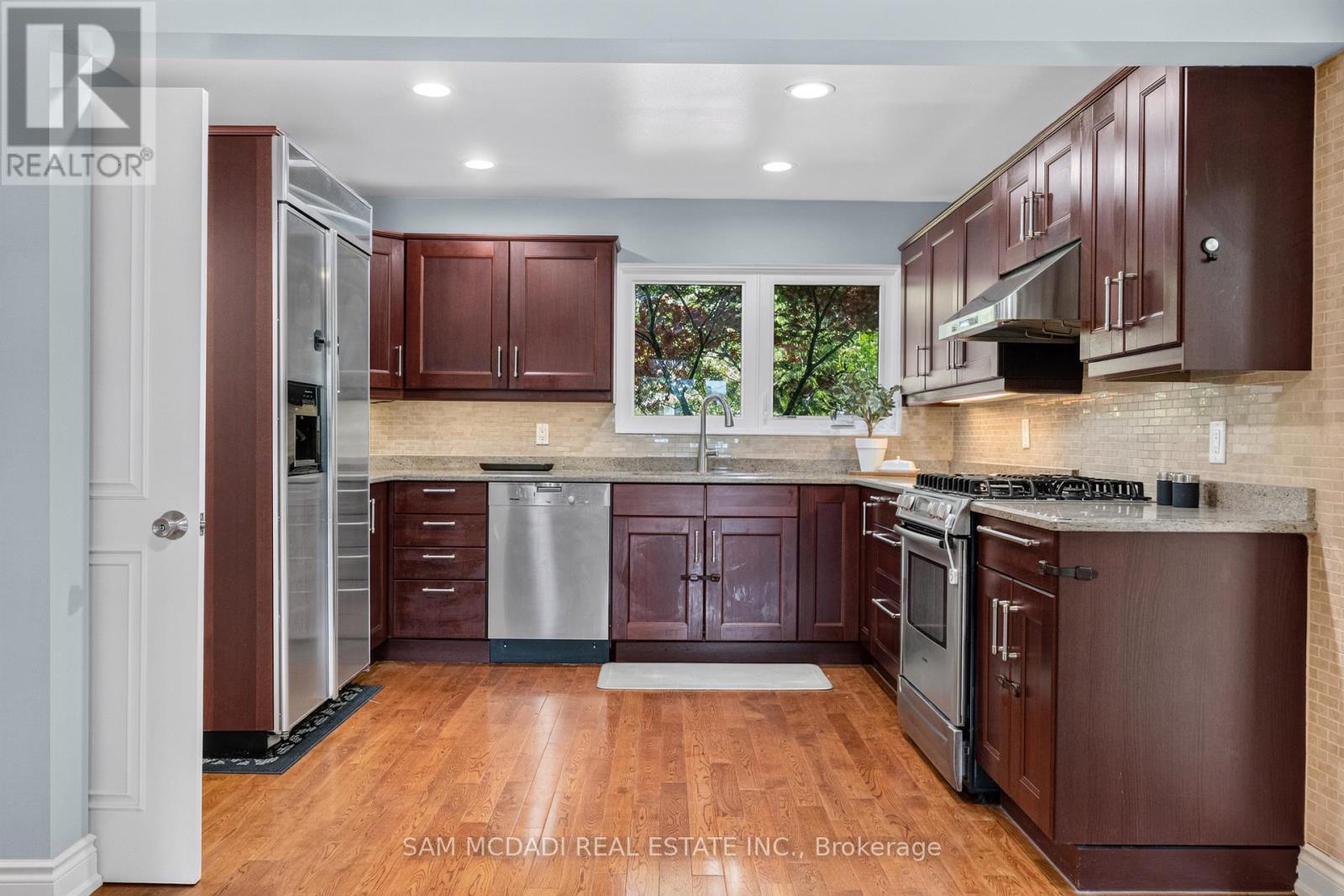 188 BIRKDALE ROAD - 11