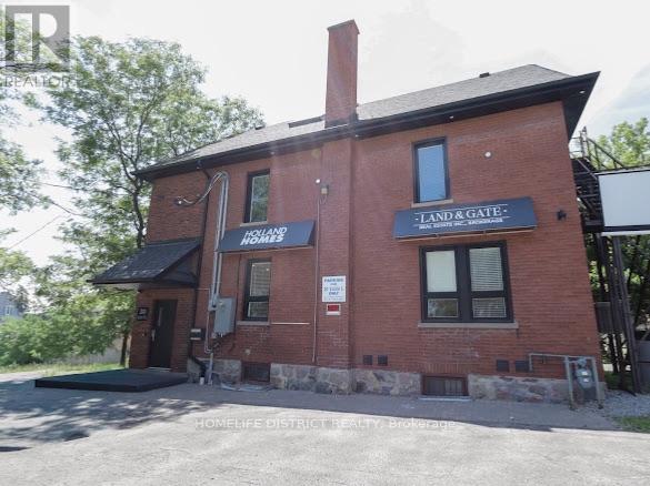 20 ELGIN STREET E