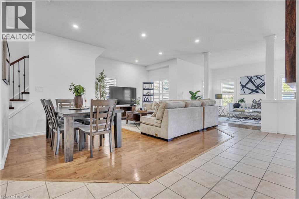 73 FITZGERALD Drive - Image 12