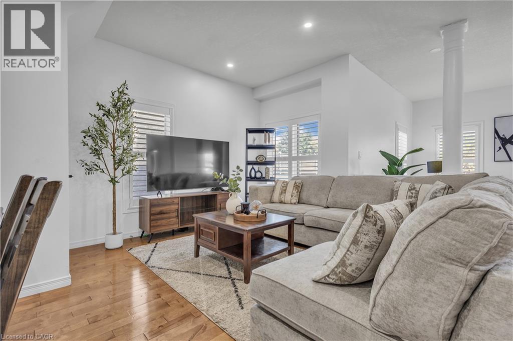 73 FITZGERALD Drive - Image 14