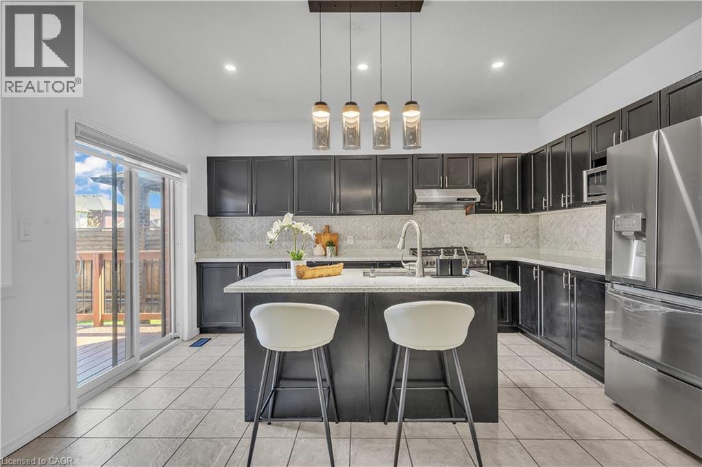 73 FITZGERALD Drive - Image 17