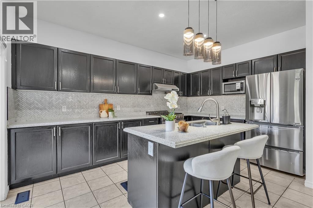 73 FITZGERALD Drive - Image 18