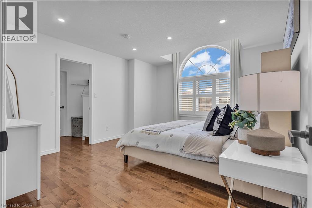73 FITZGERALD Drive - Image 28