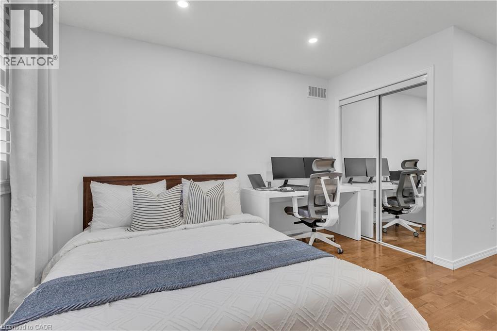 73 FITZGERALD Drive - Image 35