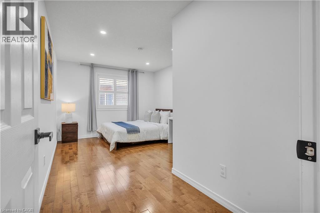 73 FITZGERALD Drive - Image 36