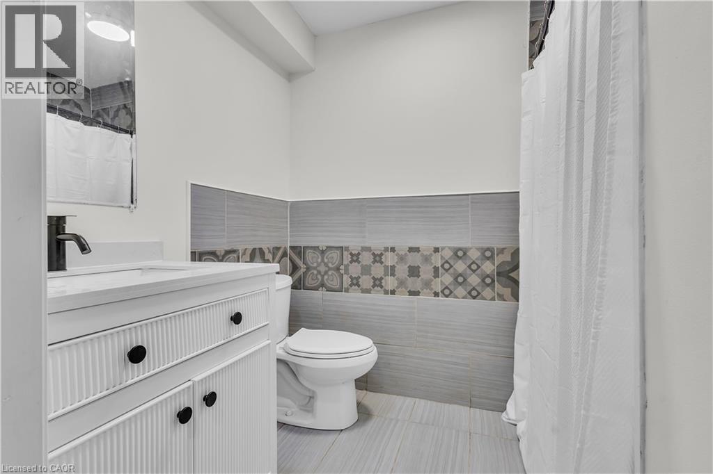 73 FITZGERALD Drive - Image 44