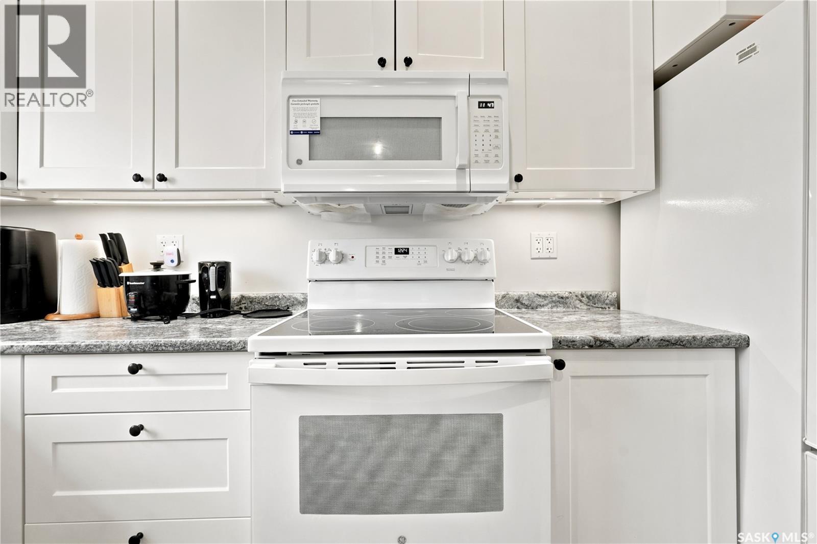 109 Ash STREET - 13