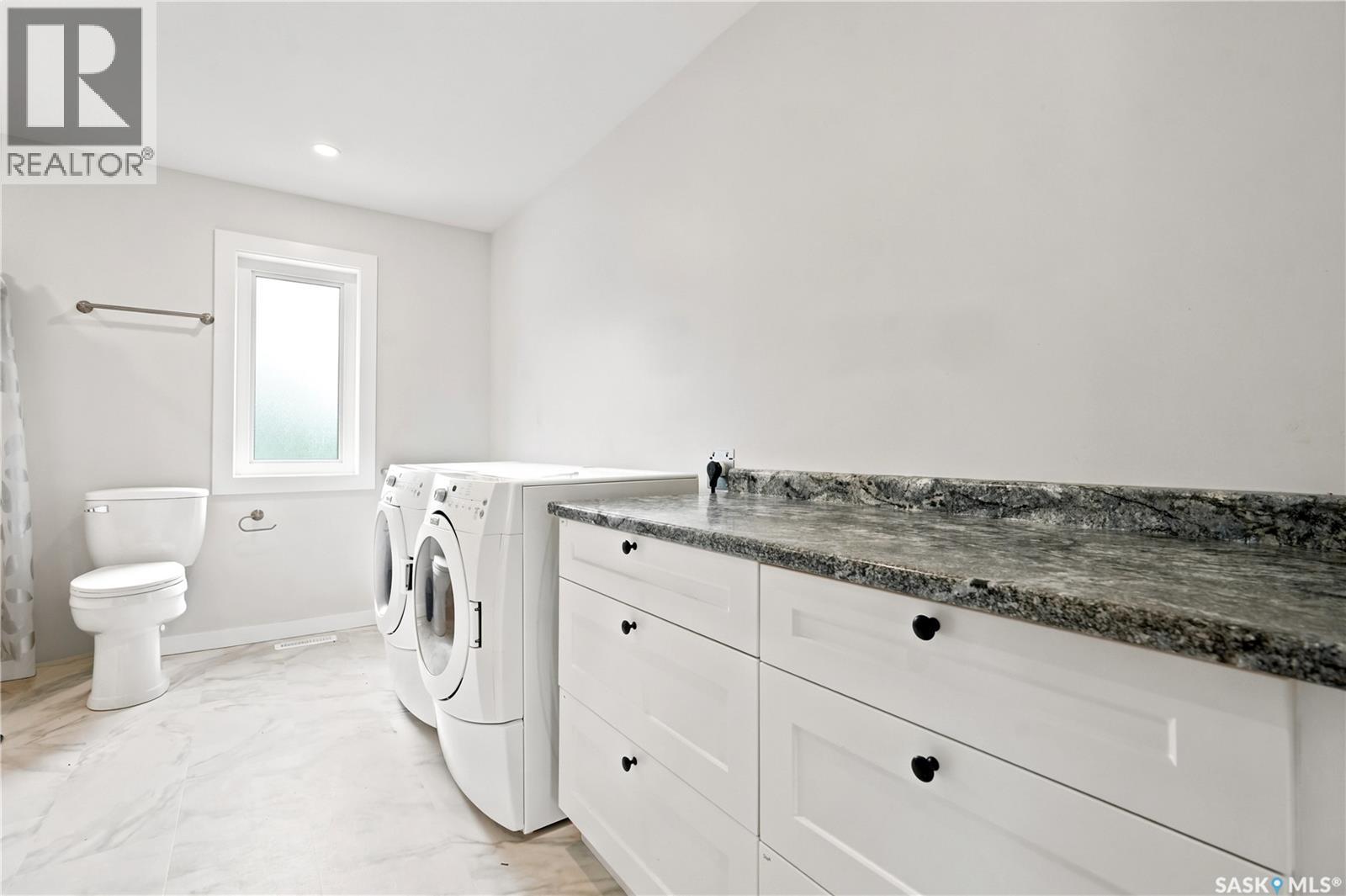 109 Ash STREET - 16