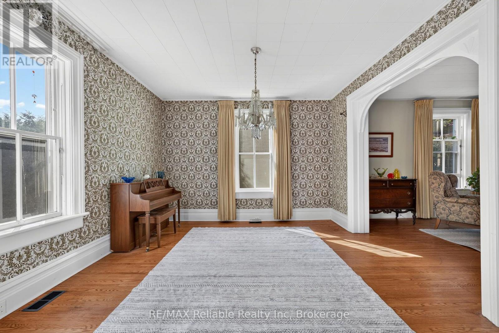 111 JOHN STREET - Image 11