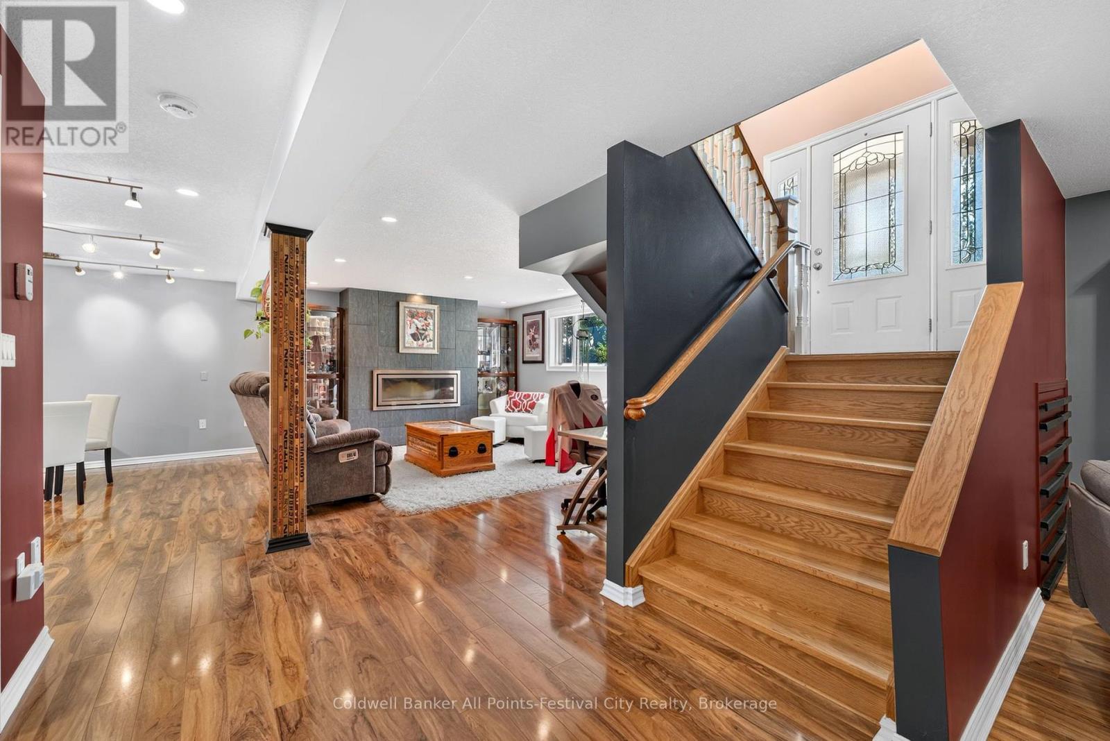 323 WARREN STREET - Image 27