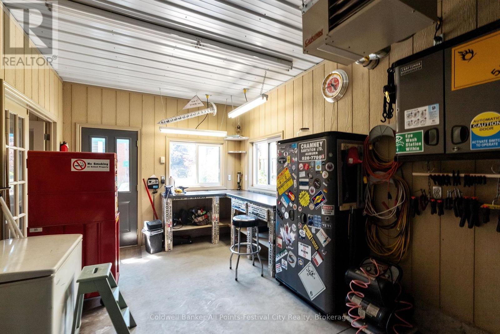 323 WARREN STREET - Image 40
