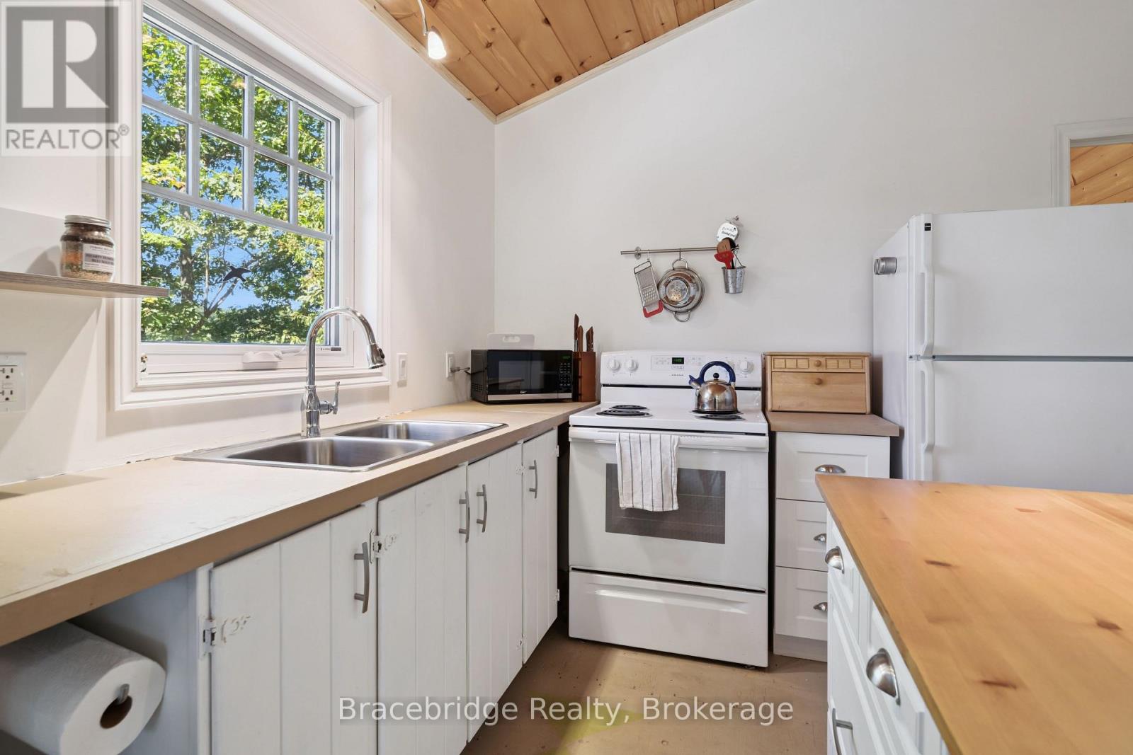 27 BEAUMONT BAY ROAD - Image 15