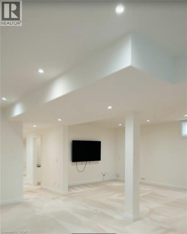 18 CASAVANT Court - 6