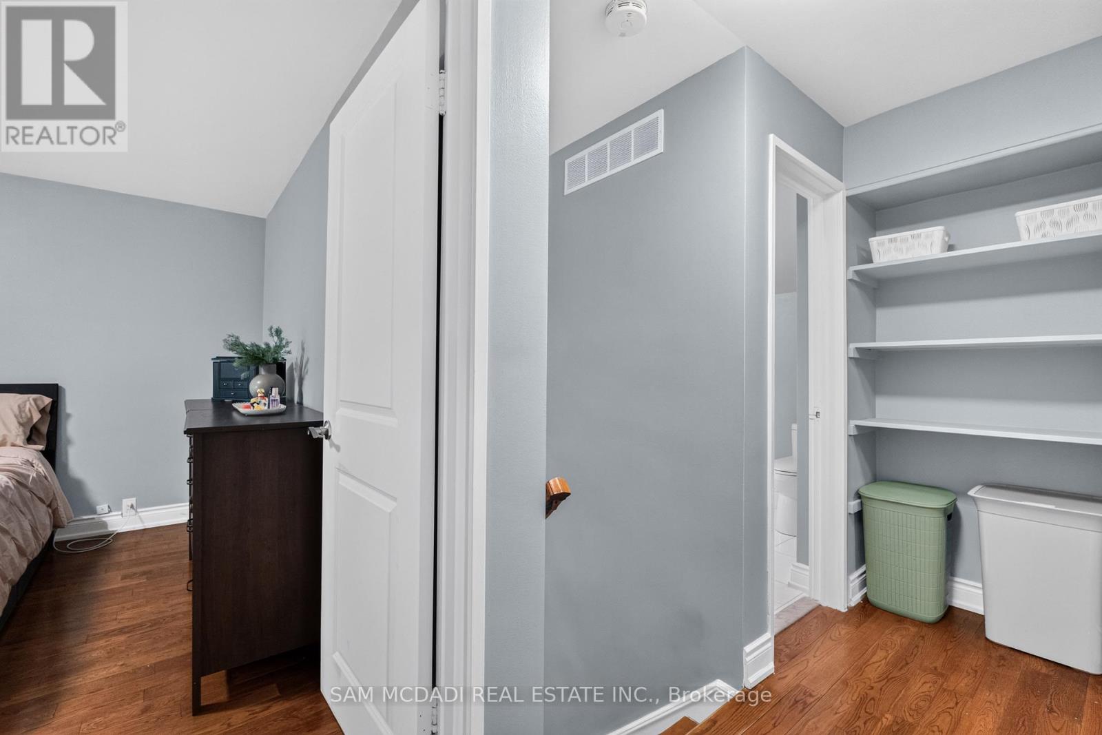 188 BIRKDALE ROAD - 21