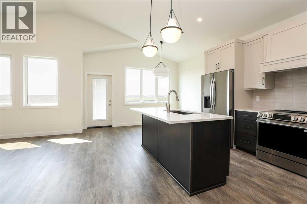 562 Malahat Green W - Image 4