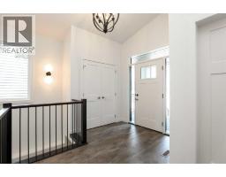 562 Malahat Green W - photo 3