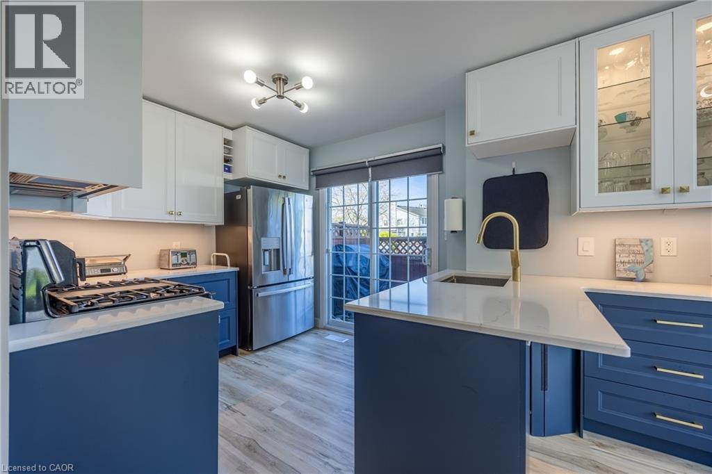 #17 14 NEW LAKESHORE Road - Image 12