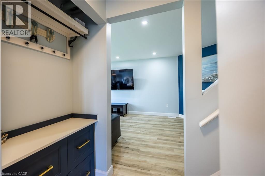 #17 14 NEW LAKESHORE Road - Image 16