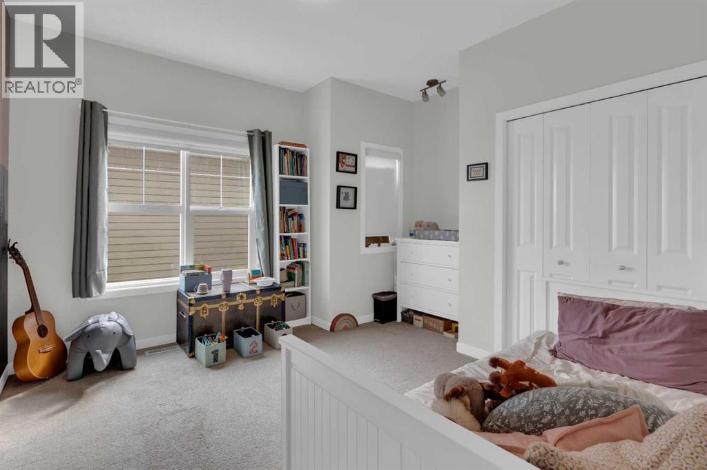 250 Fireside View, Cochrane