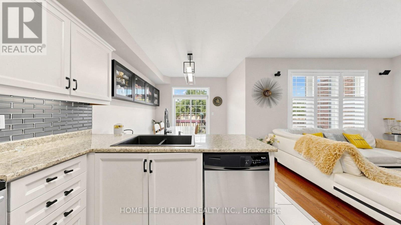 55 JACKSON ELI WAY - Image 18