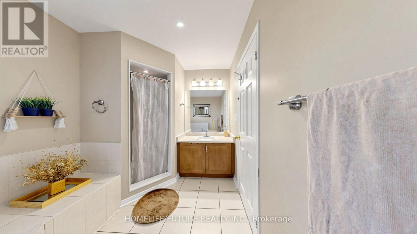 55 JACKSON ELI WAY - 36