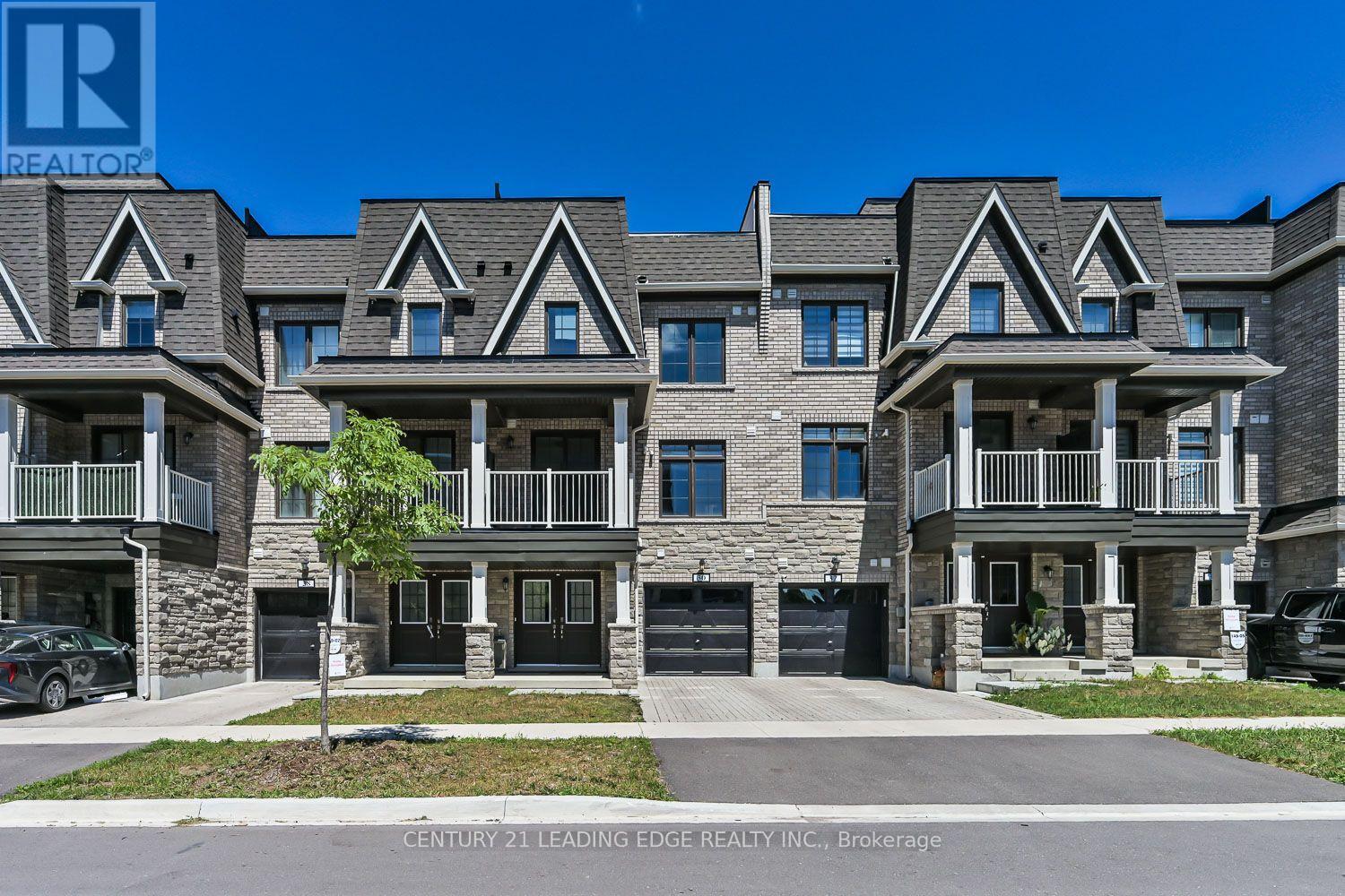 30 WILLIAM SHEARN CRESCENT