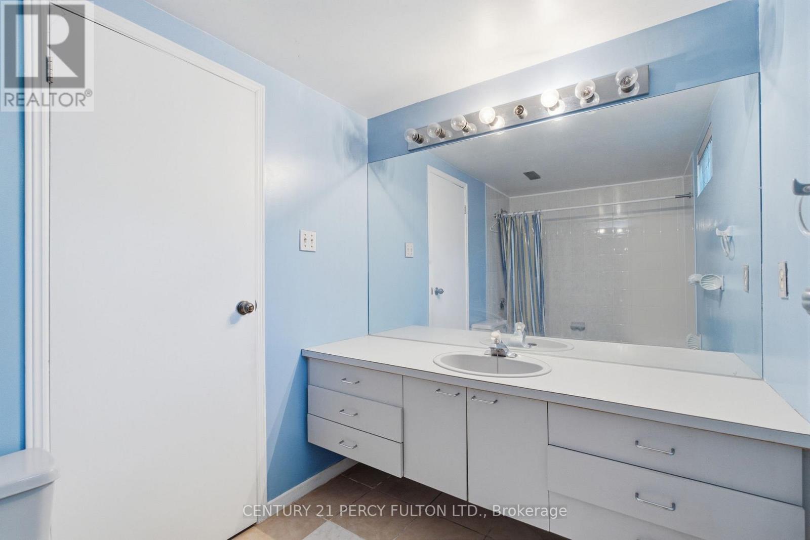 208 CONLEY STREET - Image 41