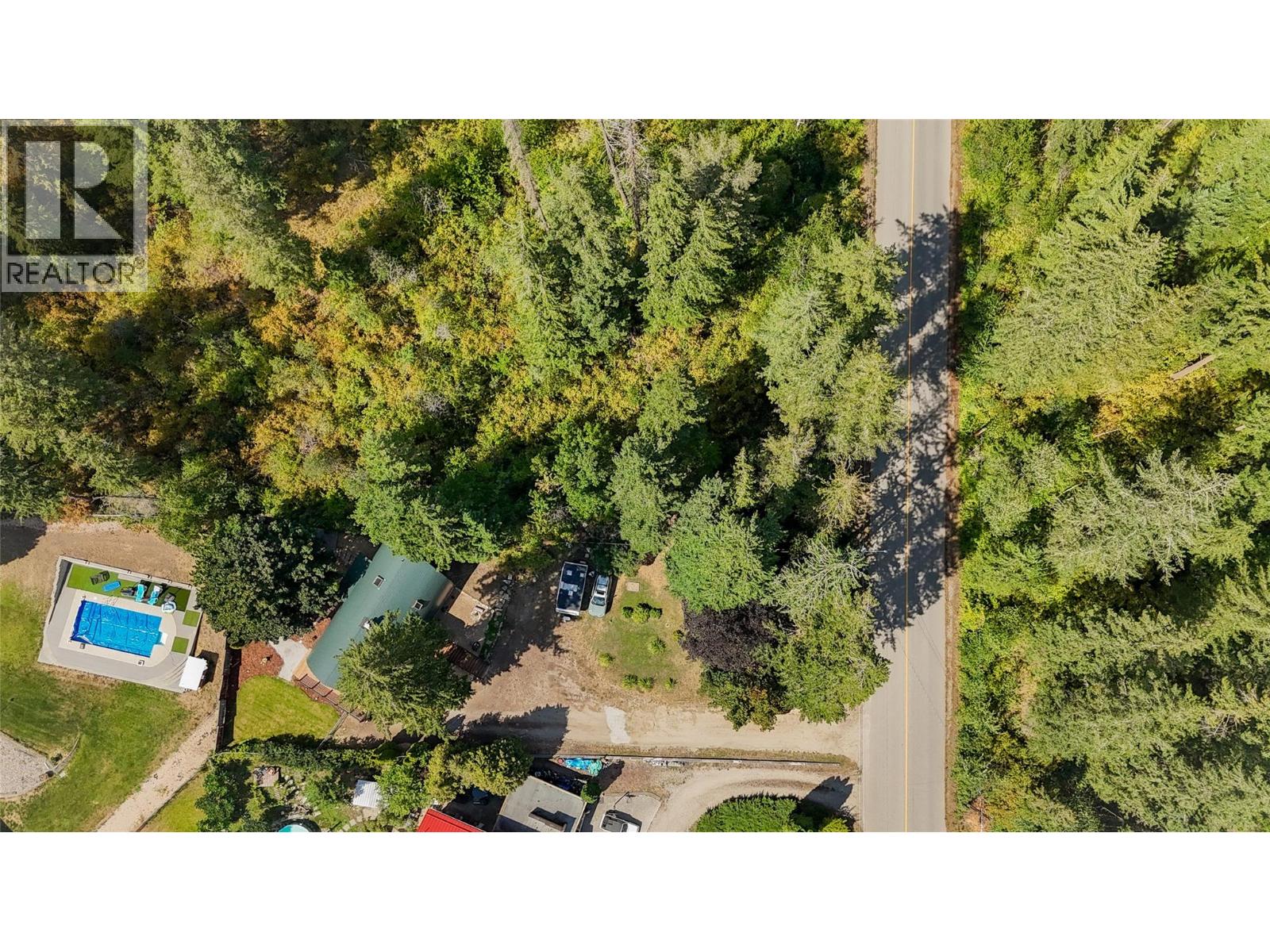  5261 Lakeshore Road Northeast, Salmon Arm