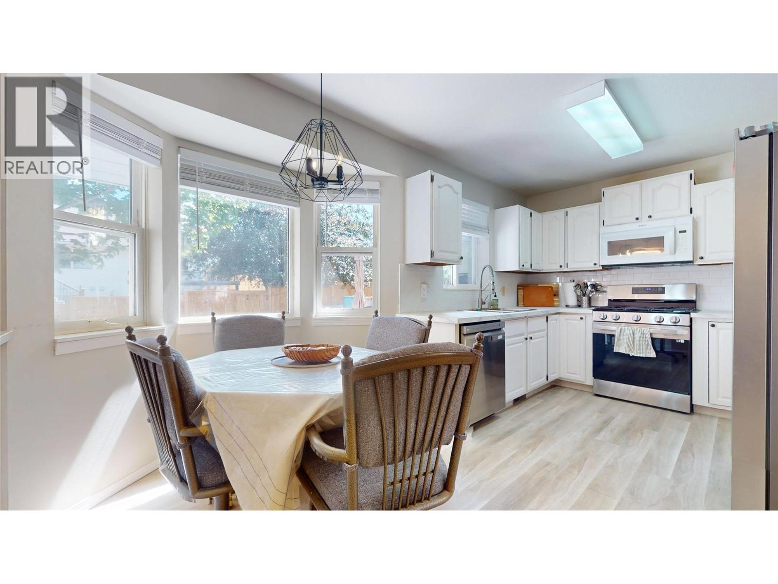 504 30th Avenue S - 14