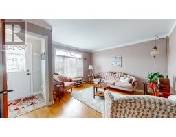 60 Lindbergh Crescent thumbnail 4