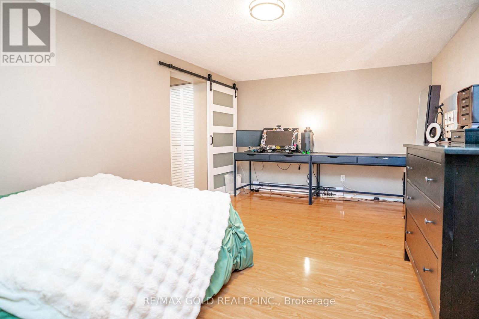 15 JACKMAN DRIVE - 34