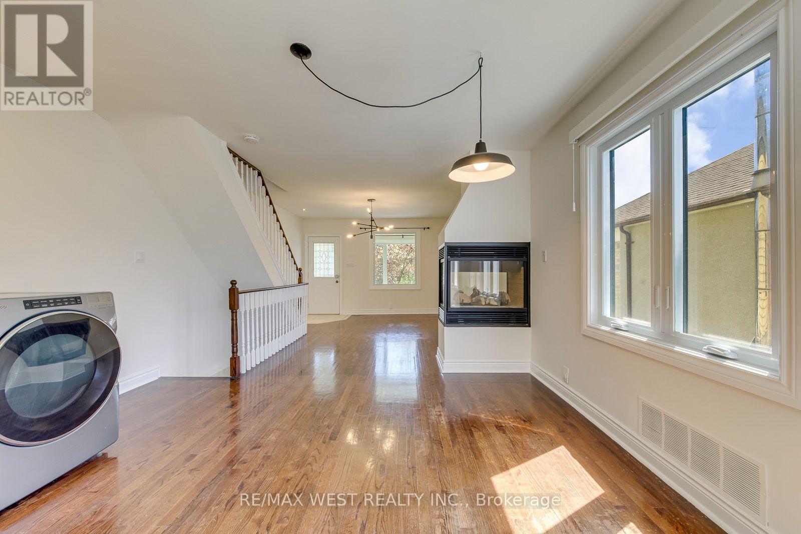 286 GILBERT AVENUE - Image 11
