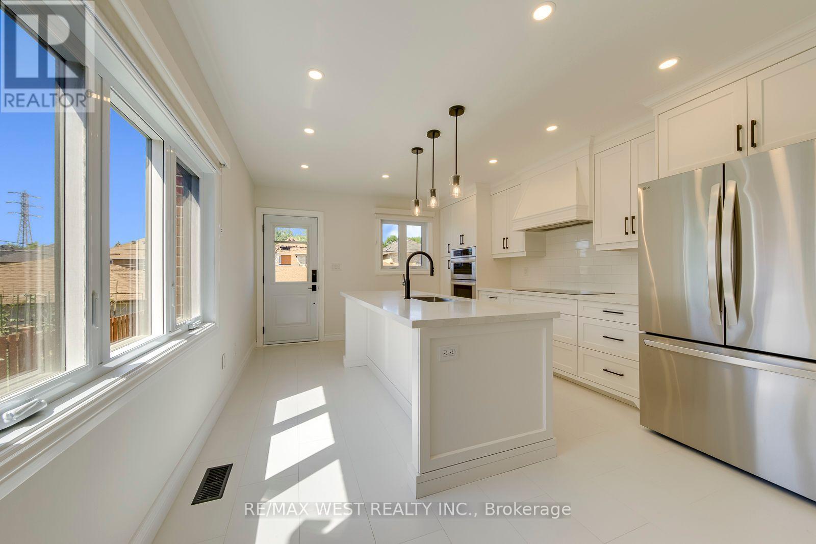 286 GILBERT AVENUE - Image 13